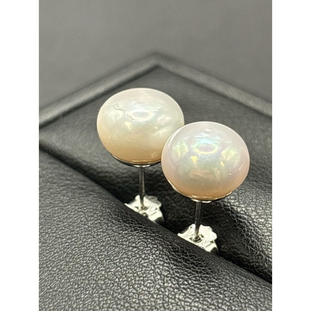 New Condition 11MM Freshwater Pearl Stud Earrings H25
